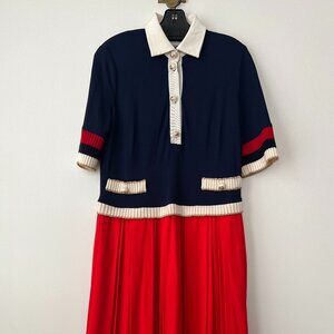 Gucci Dress Size XL.   White and Red Viscose and Wool  Ribbed Knit Dress